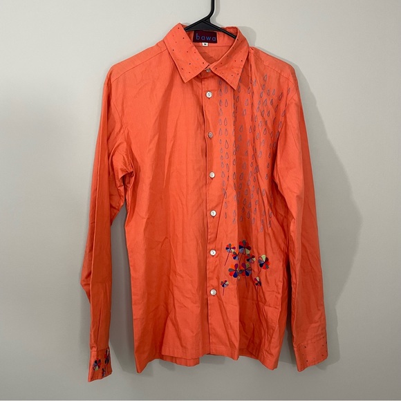 Alpana Bawa Embroidered Pinwheel Flowers Shirt in soft Blue Cotton Size Medium - Picture 1 of 8